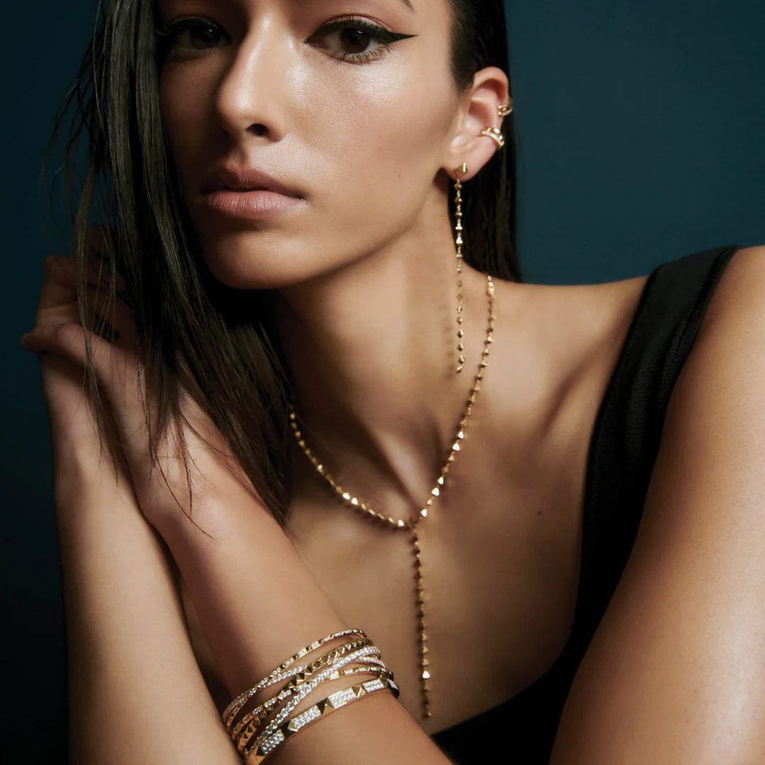 R.08® Deux Diamond Bangle | 18K Yellow Gold - Image 12